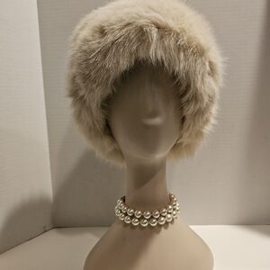 Elegant Cream Faux Fur Winter Warm Hat NWT
